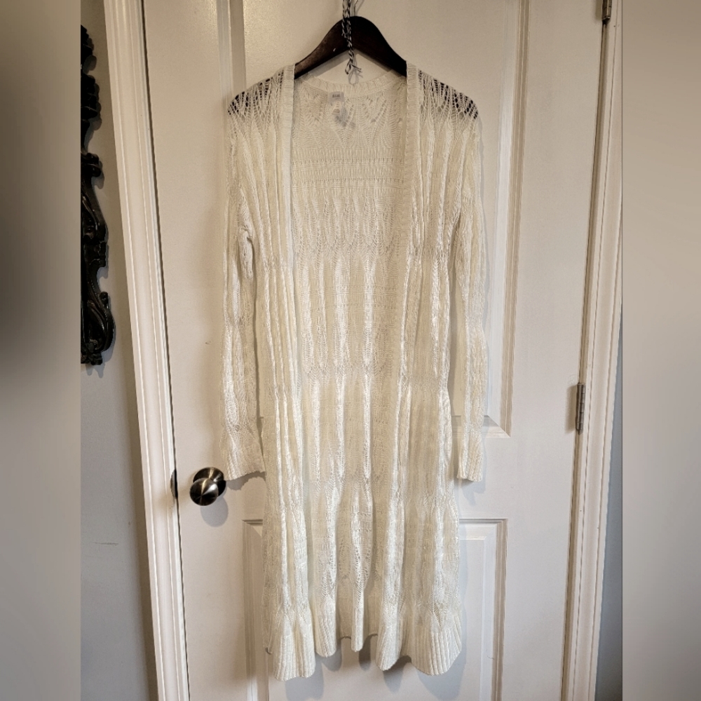 Motherhood Maternity size Large, white, knit duster